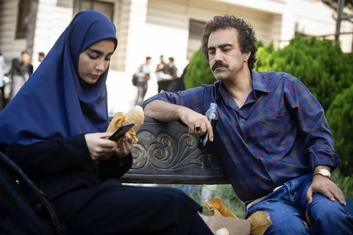 استوری تسلیت سارا پایتخت به پدرش نقی معمولی در پی شهادت علیرضا تنابنده!