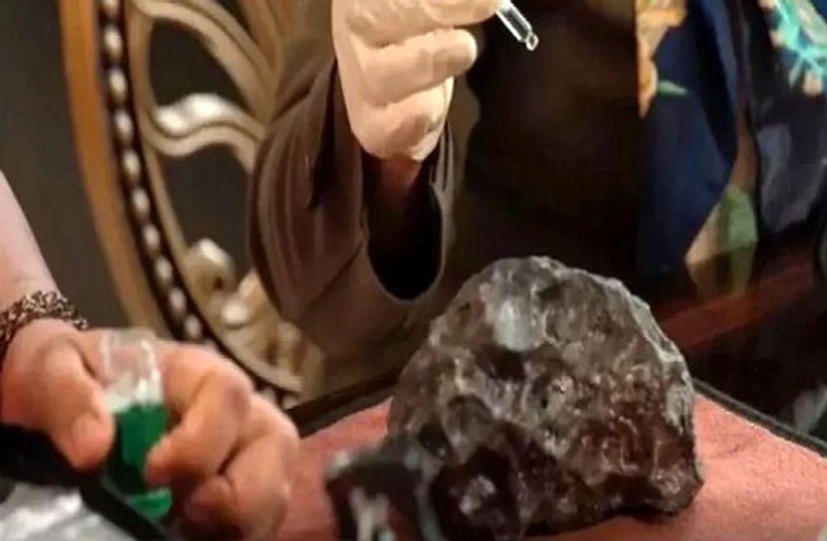 شهاب‌سنگی که دردسرساز شد | ۲۳ کلاهبردار در دام پلیس به خاطر آگهی‌های جعلی