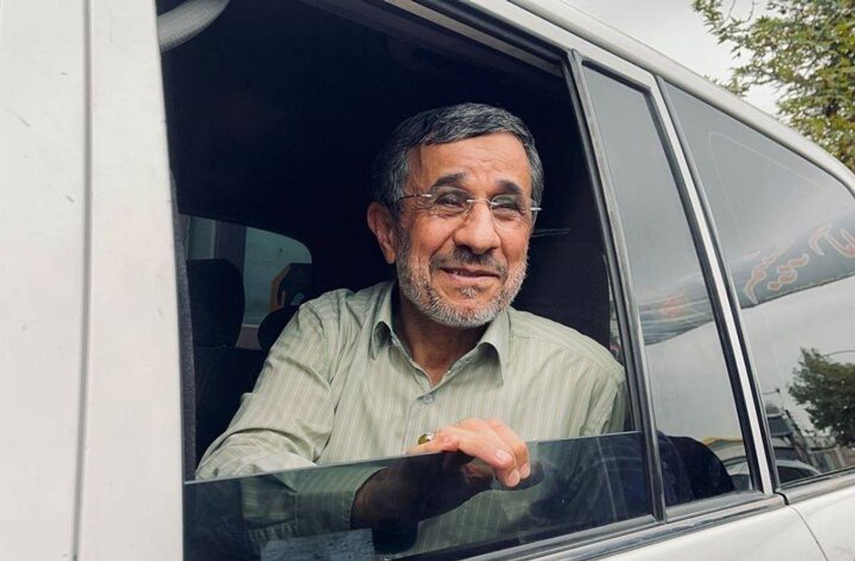 محمود احمدی نژاد به شایعات پایان داد | نکته عکس های جدید منتشر شده از احمدی نژاد چیست؟