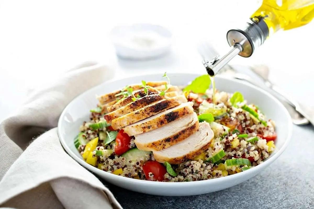 ببینید؛ طرز تهیه سالاد مرغ رژیمی