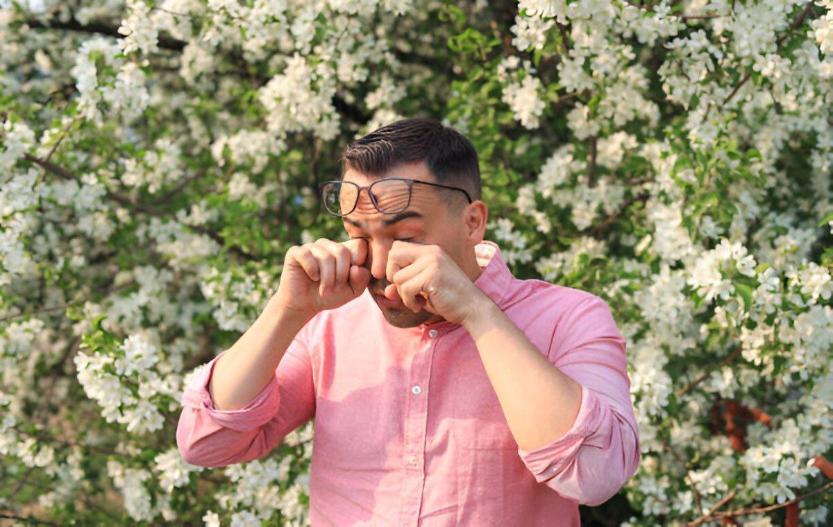 آلرژی فصلی زیر ذره‌بین؛ چرا در بهار بیشتر عطسه می‌کنیم؟