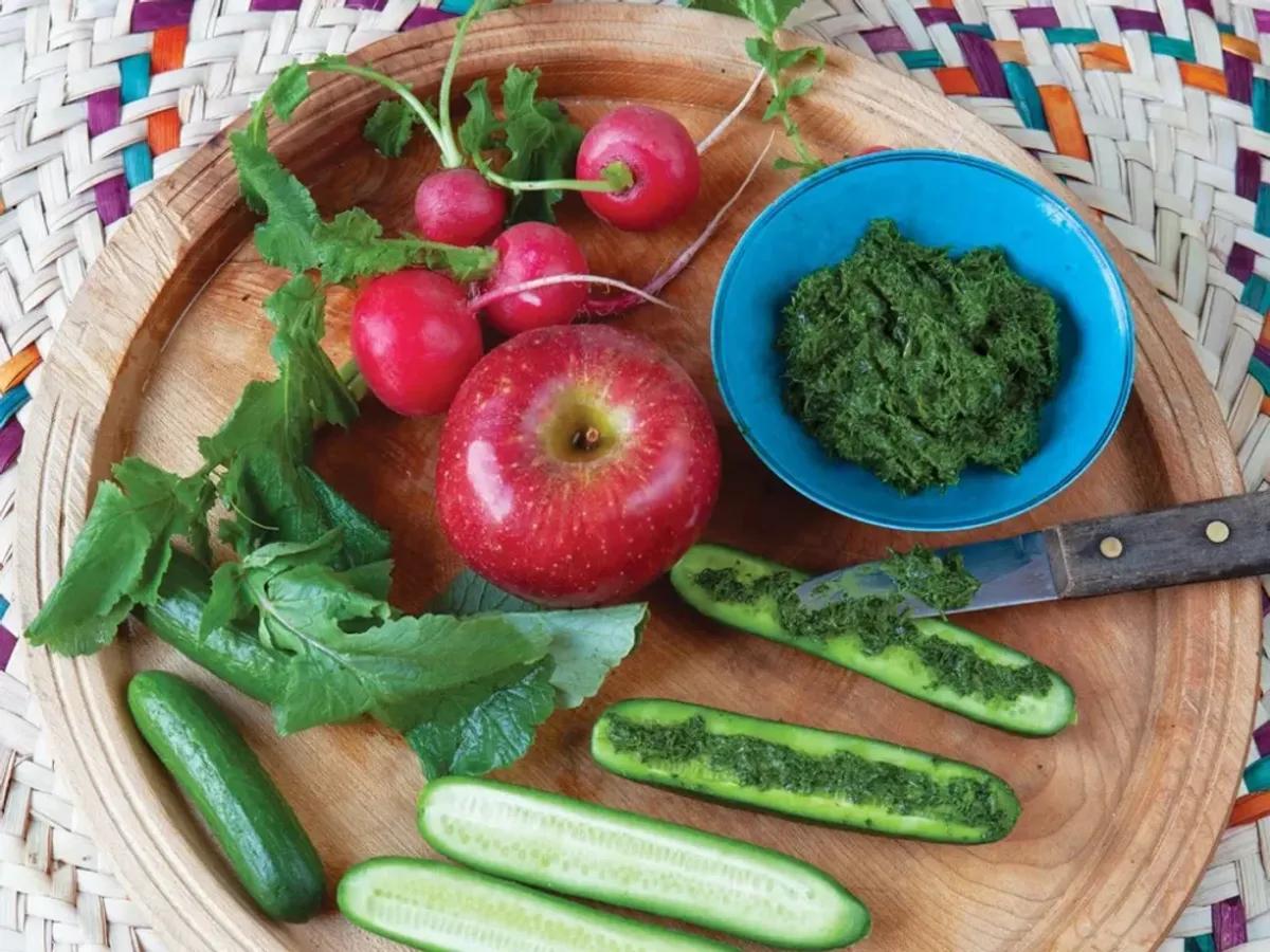 طرز تهیه نمک سبز گیلانی (دلار) و خواص آن