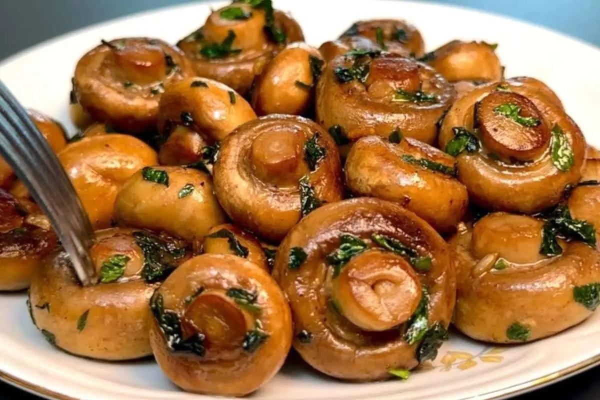 طرز تهیه غذای خانگی |  آشپزی سریع: قارچ سرخ‌شده، جایگزینی خوشمزه برای گوشت
