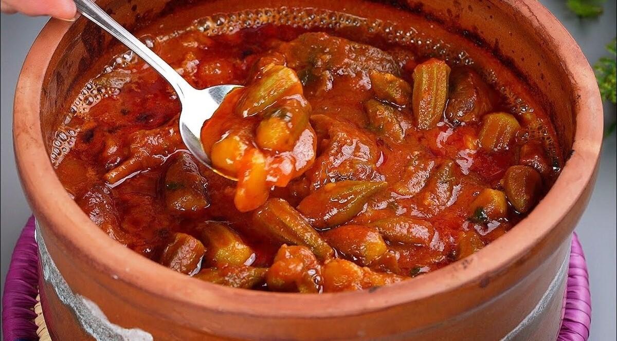 طرز تهیه خورش بامیه به سبک ترکیه ای ها | چکار کنیم که خورشت بامیه لزج نشود؟