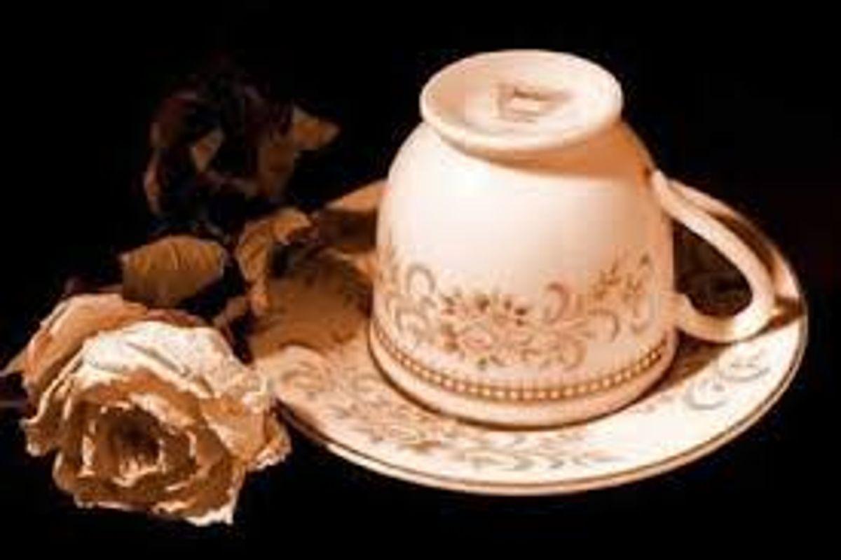 رازهای امروز در فنجان تو پنهان شده‌اند | فال قهوه ۱ خرداد رو از دست نده