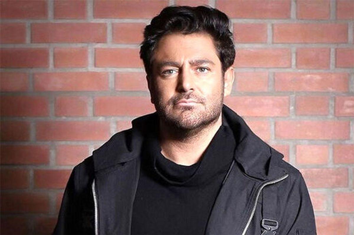 ژست‌های ماندگار یک سوپراستار! | گلزار در دوران موسیقایی‌اش با گروه آریان + عکس