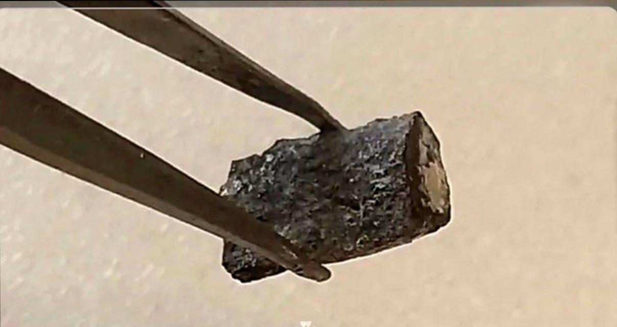 کشف شهاب‌ سنگ 200 گرمی با اصالت در اصفهان!