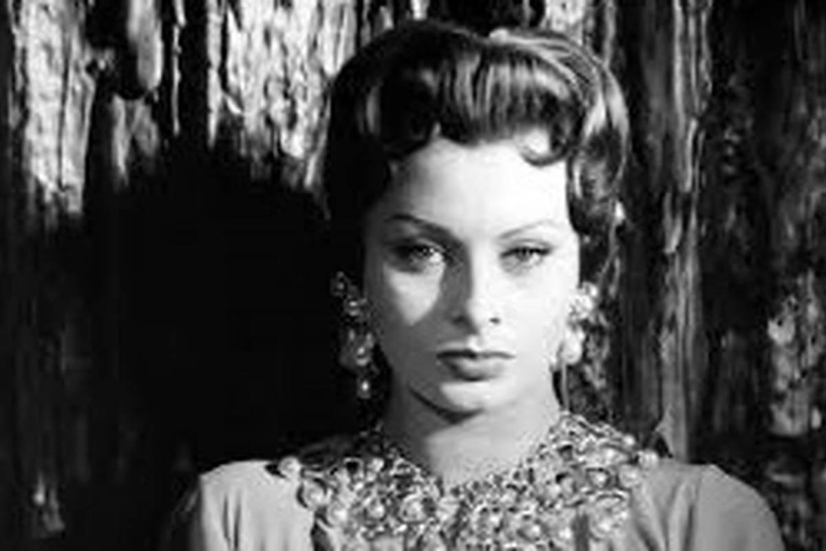 ظاهر «سوفیا لورن» در ۸۱ سالگی؛ سال ۱۳۹۳