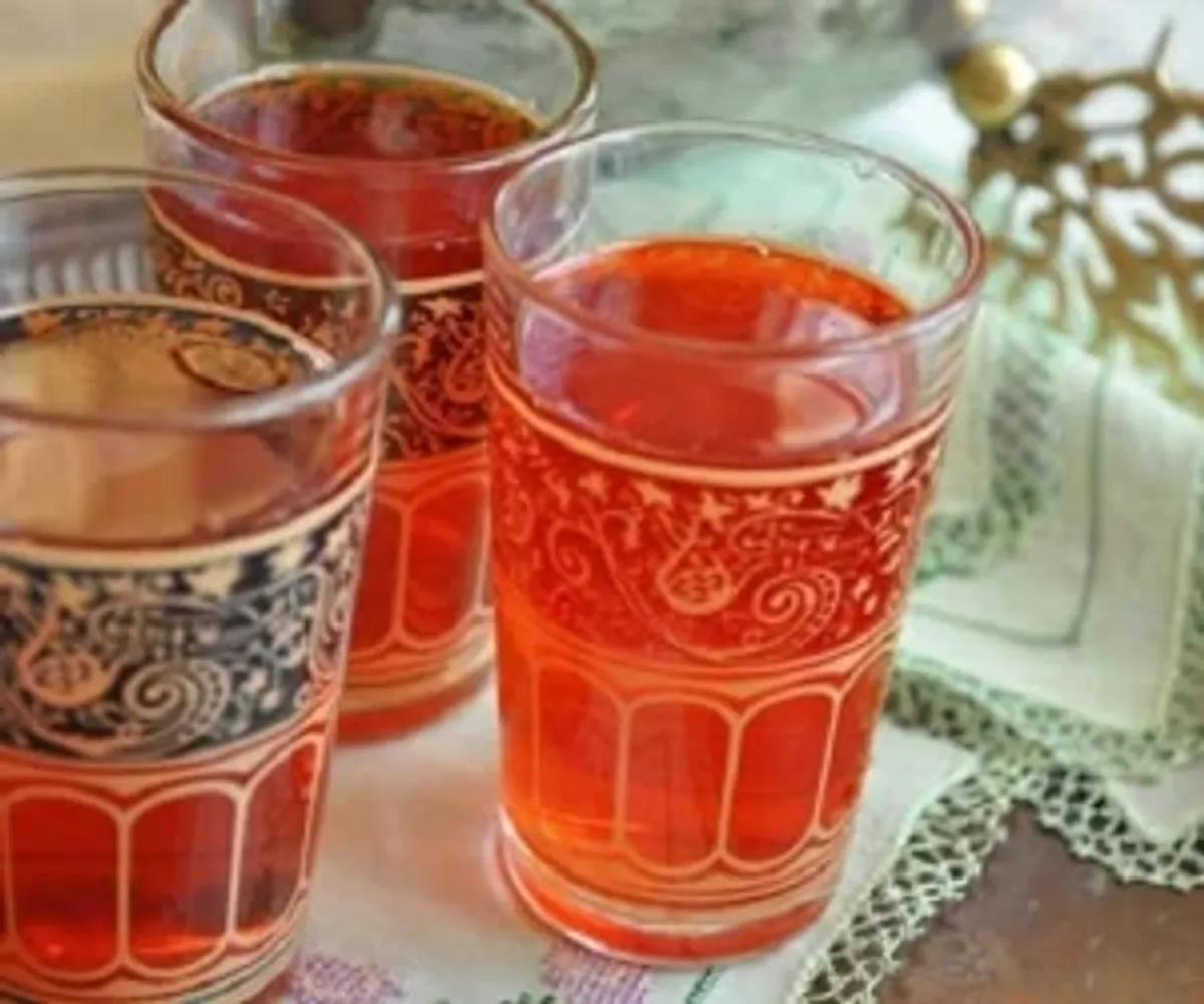 شربت جلاب، گنجینه‌ای از طب سنتی؛ گرم‌مزاج، مفید برای اعصاب، مقوی قلب