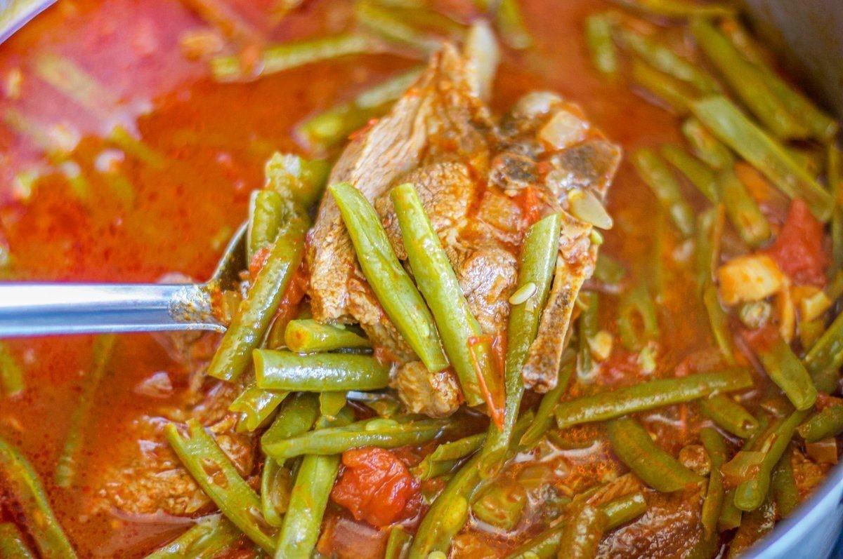 طرز تهیه خورشت لوبیا سبز با گوشت