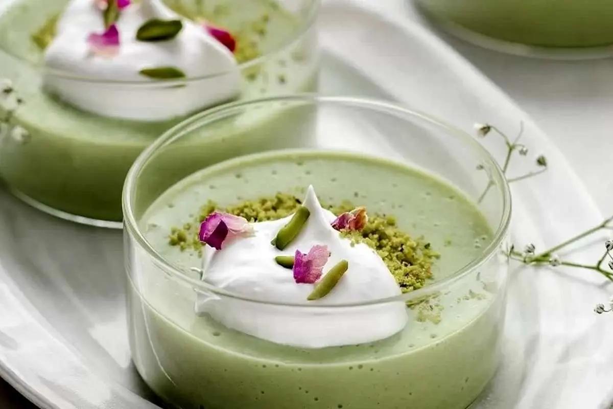 دسر خنک ۵ دقیقه‌ای برای روزهای گرم! بیسکوییت و طالبی را خوشمزه‌تر از همیشه ترکیب کنید