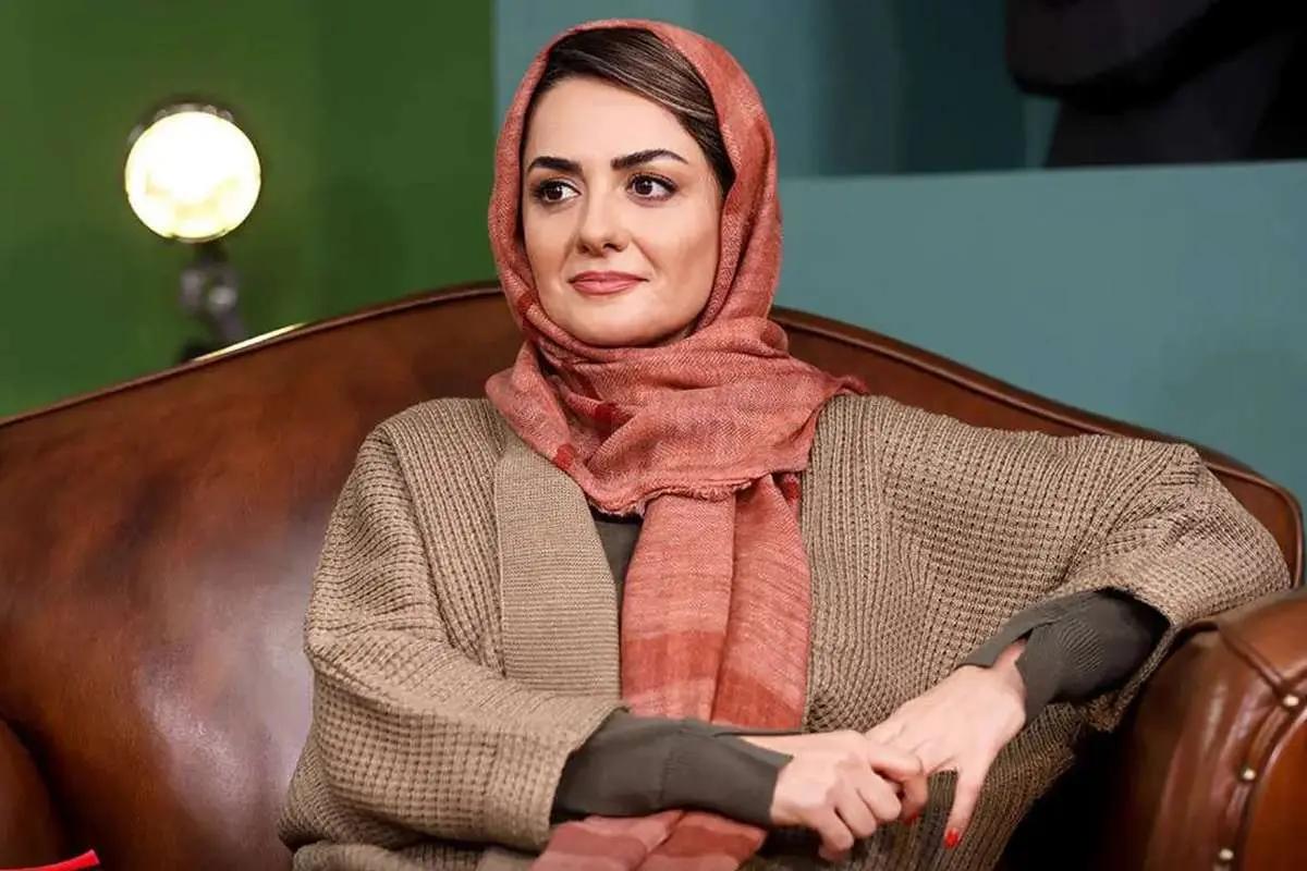 تصاویری از بیتا سحرخیز با چهره غمگین و نگاه معنادار