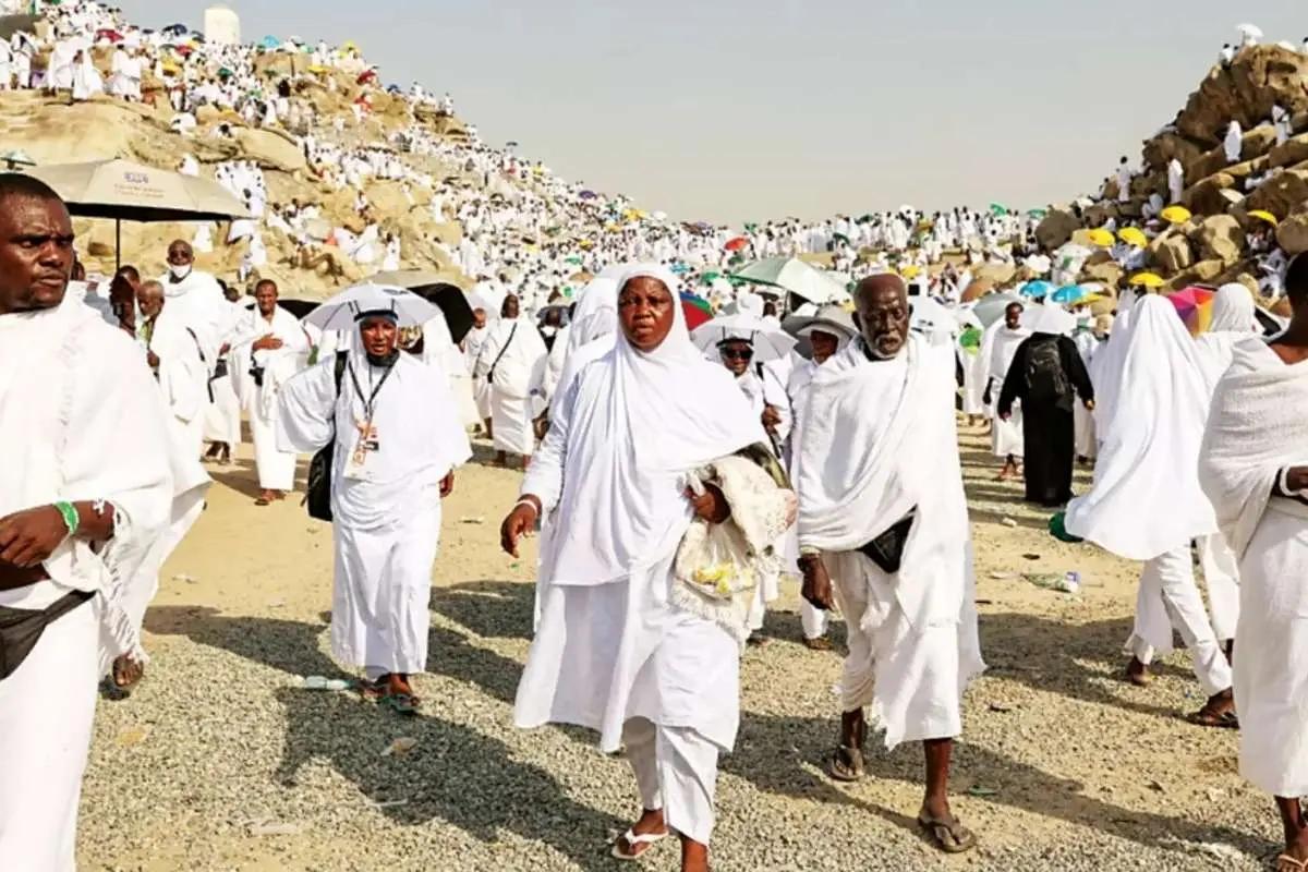 ۱۳۰۰ زائر به هزینه پادشاه سعودی حاجی می‌شوند