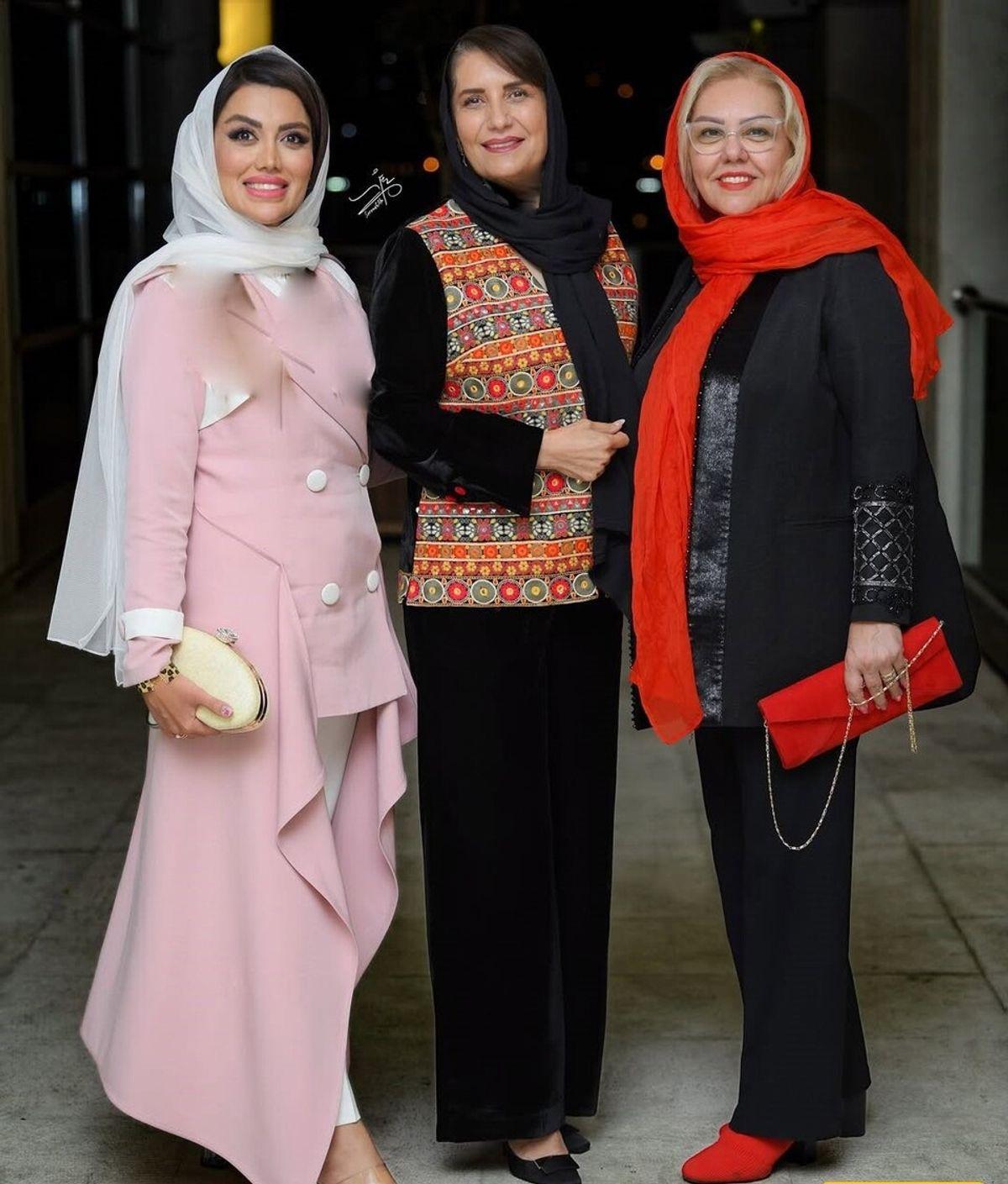 هنرمندان با لباس‌های رنگی آمدند؛ مراسم رونمایی کتاب، صحنه‌ای از مد بهاری