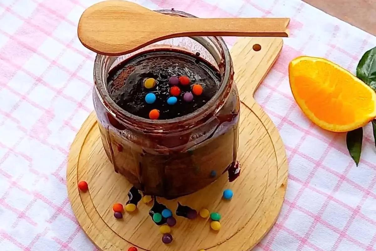 ببینید؛ طرز تهیه کیک شیشه ای؛ کیک خیس شکلاتی