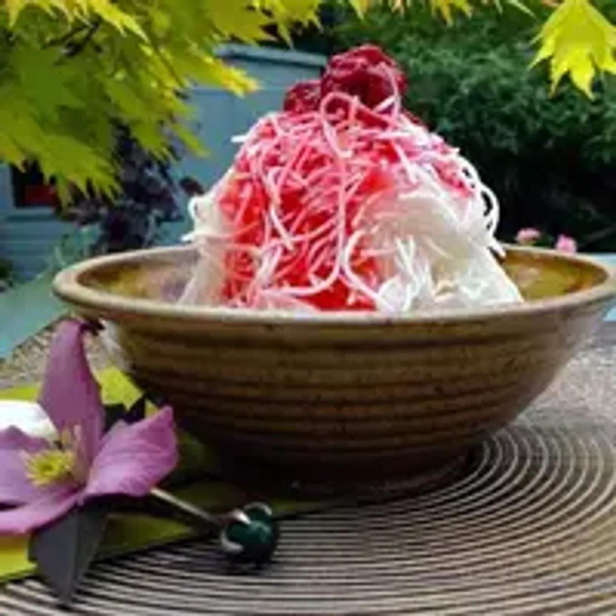 این فالوده تو فصل گرما حسابی می چسبه