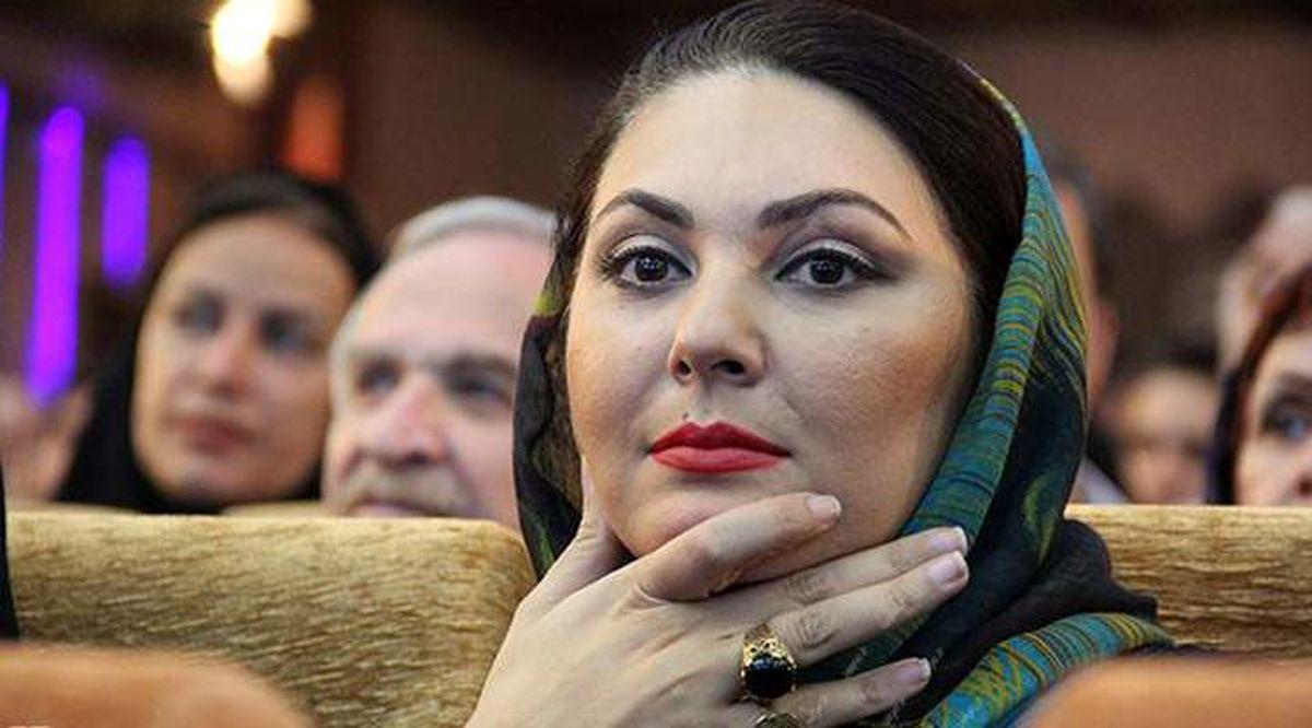 لحظه‌ای گرم و خانوادگی با لاله اسکندری و برادرش!