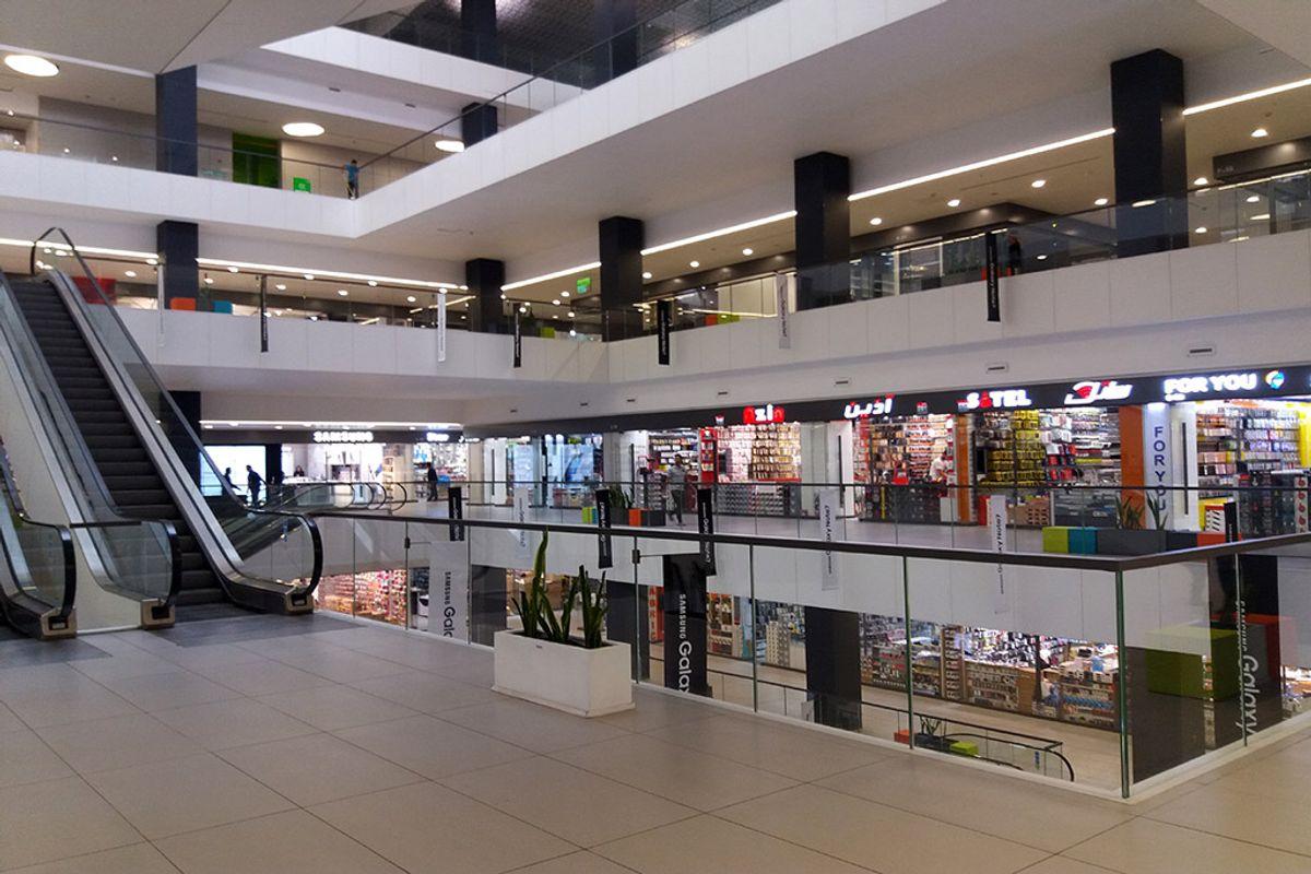 سقف پاساژ چارسو تهران ریخت