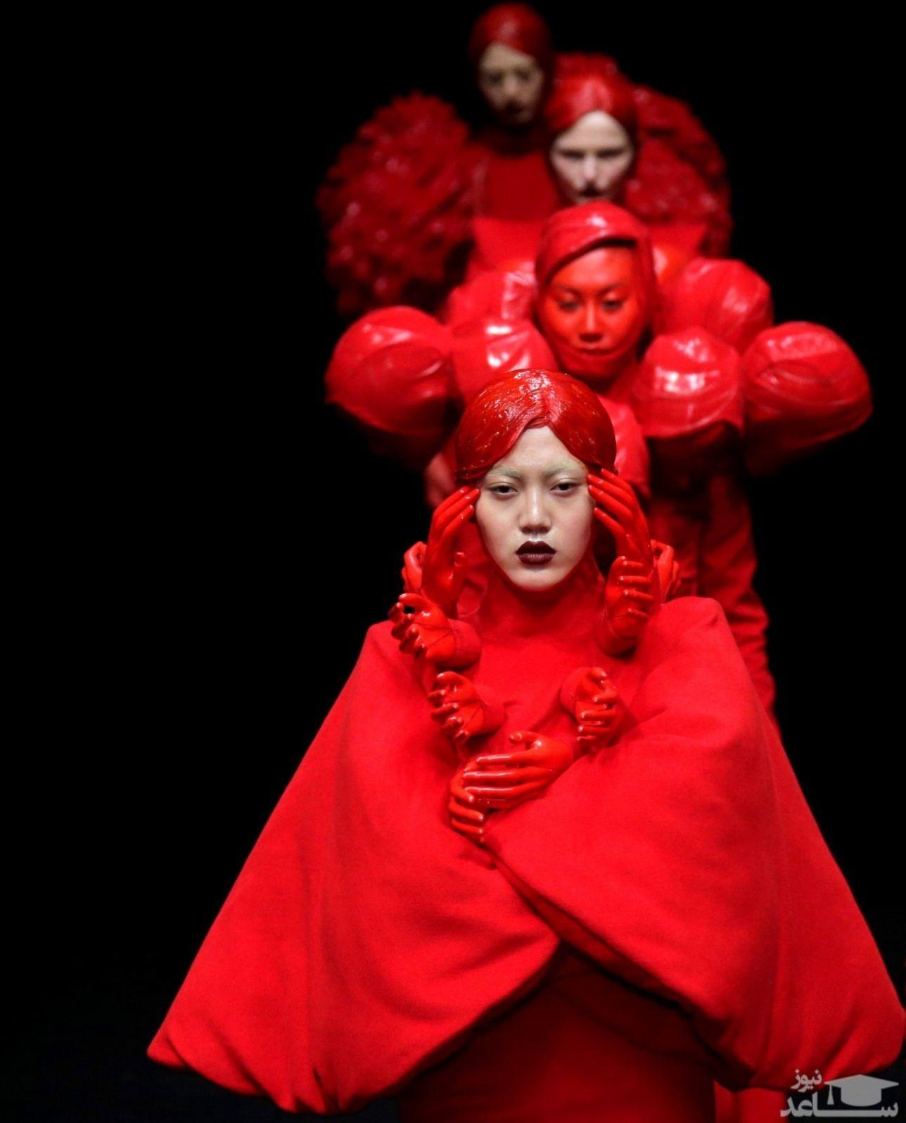 وقتی دکوراسیون خانه تبدیل به لباس می‌شود! عجیب‌ترین طراحی‌های دنیای مد با الهام از اعضای بدن و موسیقی