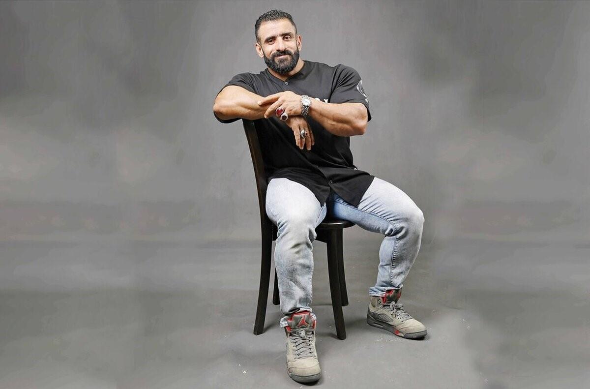 صحبت های هادی چوپان درباره درآمد و شغلش: تنها ورزشکاری بودم که داخل جیبم دلار نداشتم؛ من یه گچکار ساده بودم؛ سختی کشیدم، درد کشیدم، اشک ریختم