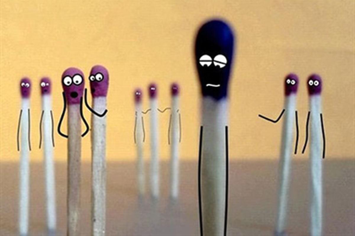 چرا نباید از قضاوت دیگران بترسید؟ | این رفتارها شما را دوست داشتنی تر می کند