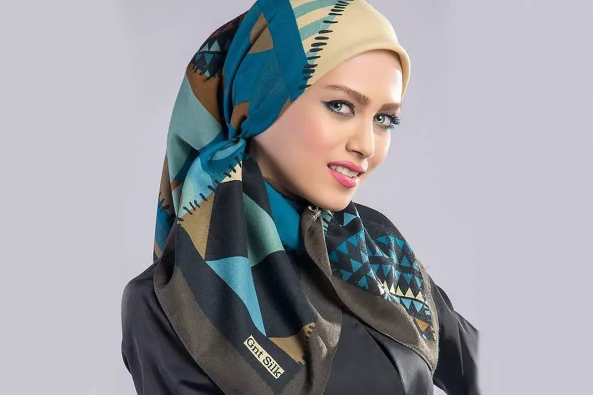 روسری قدیمی‌ت رو به هدبند تبدیل کن و به طبیعت برو! | جذاب‌ترین هدبند طبیعت با روسری قدیمی