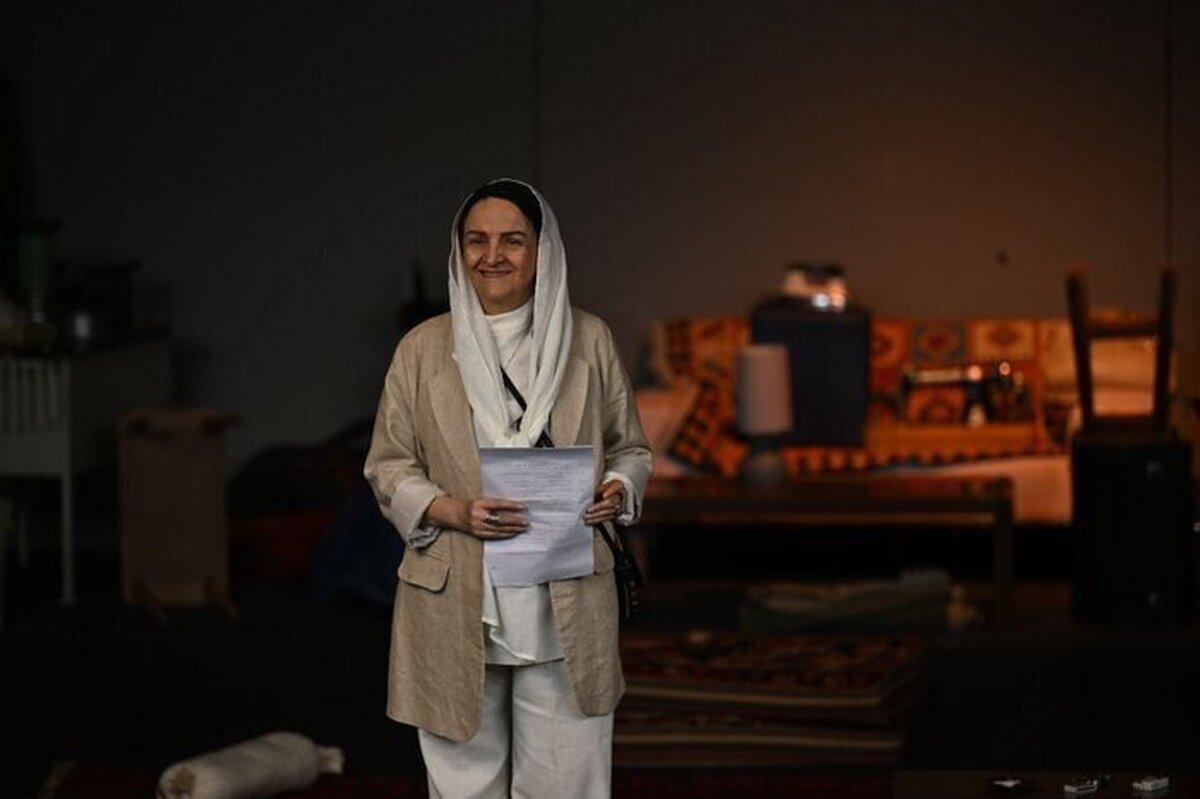 نگاهی به تیپ‌های بی‌نظیر هنرمندان در مراسم ویژه گلاب آدینه