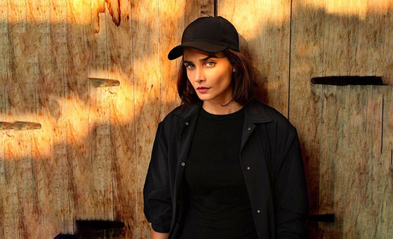 عکس‌های جدید تینا آخوندتبار بازیگر سابق و بوکسور فعلی