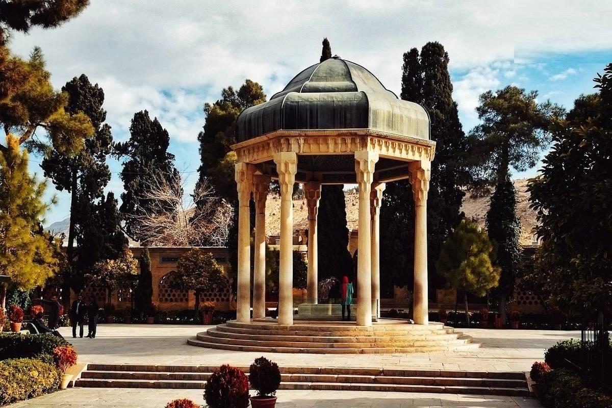 فال حافظ امروز پنجشنبه ۱۲ تیر ماه ۱۴۰۴