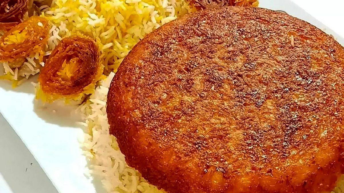 طرز تهیه ته دیگ ماست تخم‌مرغی مانند رستوران‌های لوکس