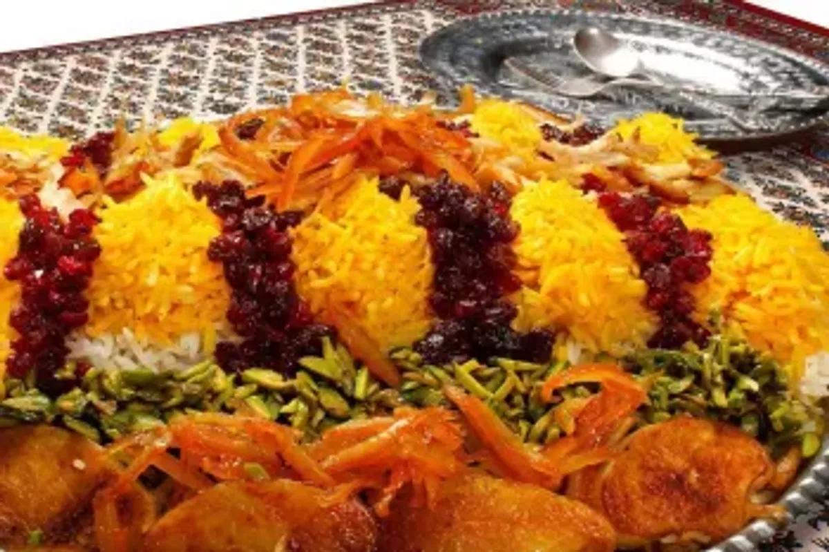 طرز تهیه شیرین پلو با مرغ حلزونی، یک غذای سنتی و مجلسی