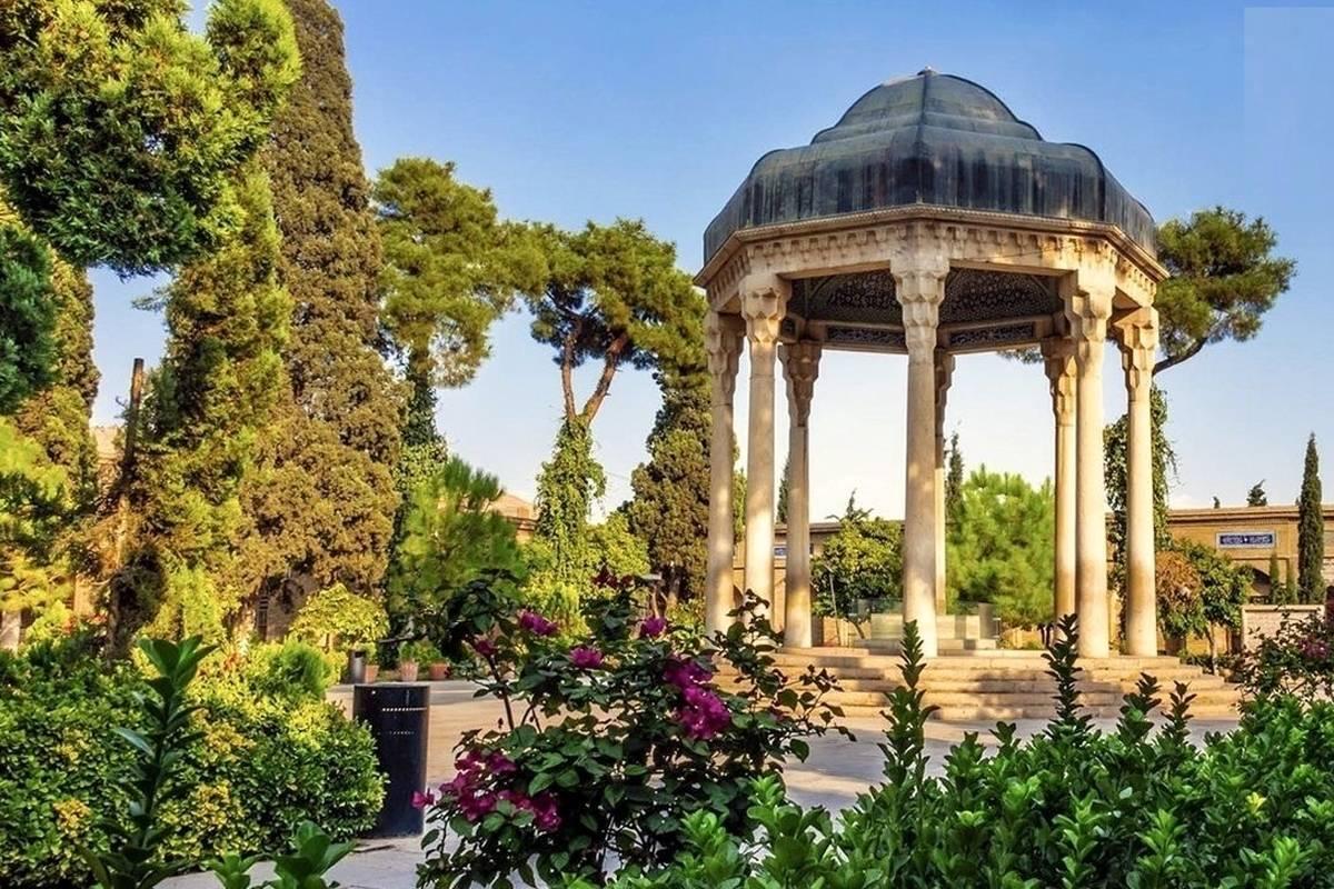 فال حافظ امروز جمعه ۶ تیر ماه ۱۴۰۴